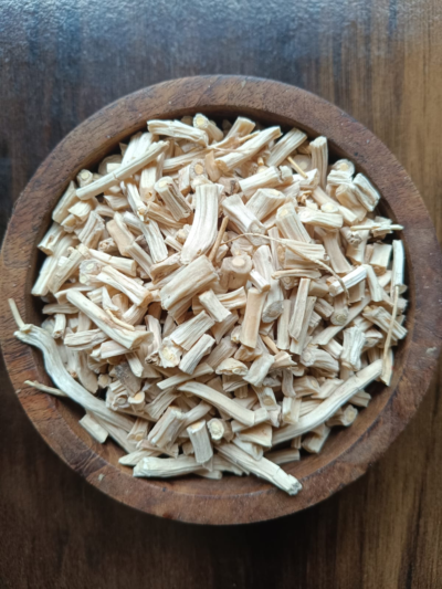 Premium quality dried Safed Shatavari roots for bulk medicinal herb supply